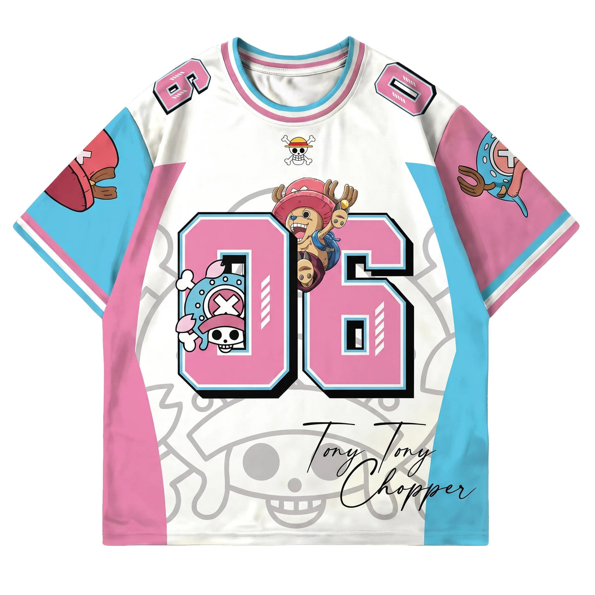 Camiseta de fútbol de anime de Tony Tony Chopper en rosa y azul cielo, vista frontal con el número 06 y la Jolly Roger estampada